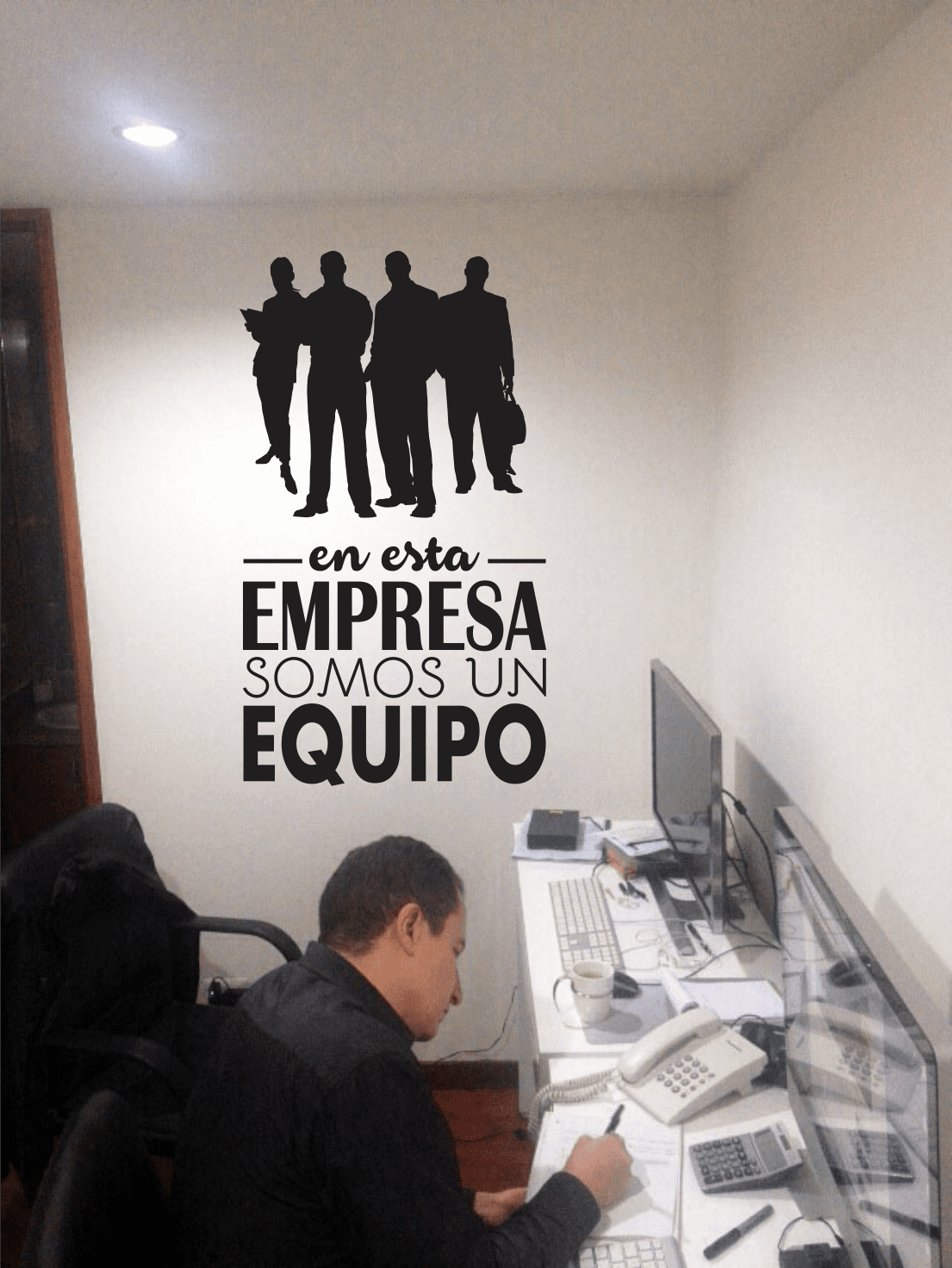 En esta empresa somos un equipo En esta empresa somos un equipo